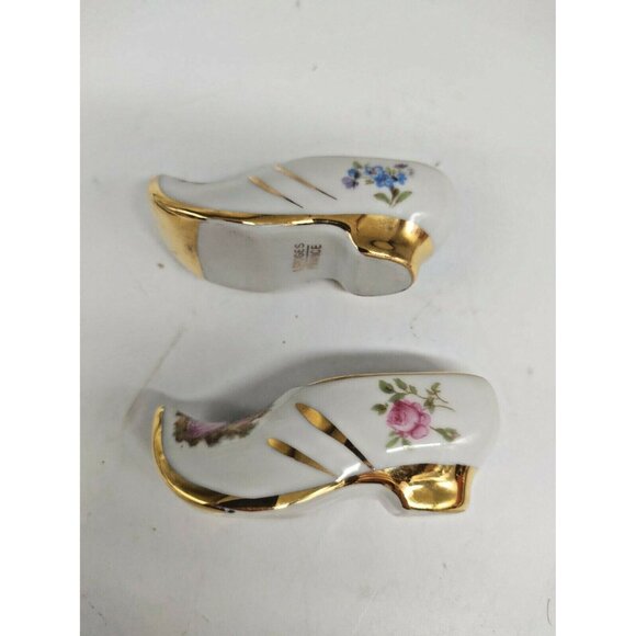 LIMOGES FRANCE RARE MINATURE PORCELAIN SLIPPERS SET OF TWO - Picture 6 of 10